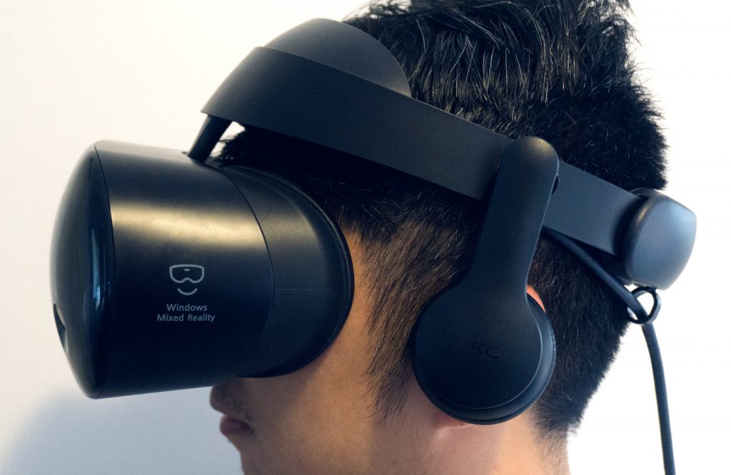 Samsung HMD Odyssey AKG Headphones